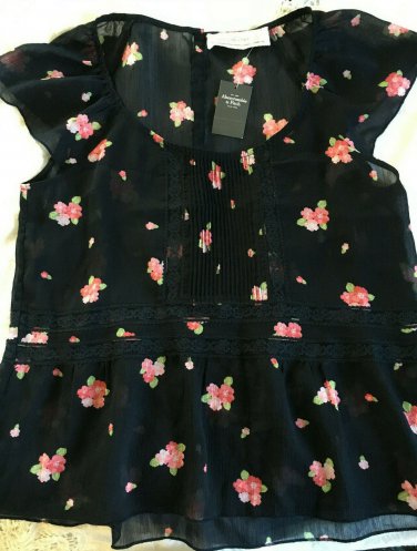 NWT Abercrombie & Fitch Fluttery Floral Airy Short Sleeve Blouse Shirt S Navy