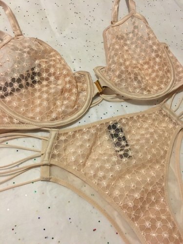NWT Victoria's Secret Unlined Starburst Demi Bra Tanga set 32DDD M L