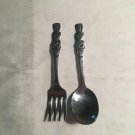 ONEIDA COMMUNITY STAINLESS PETER RABBIT BUNNY BABY SPOON & FORK L-378