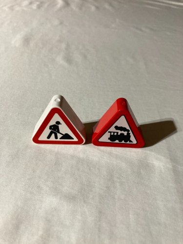 Lego Duplo  Brick Triangle Road Sign with Construction Worker & Train Sign L-51