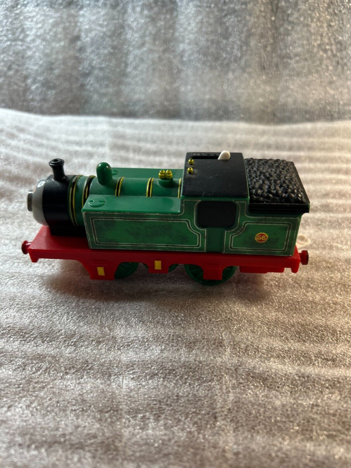 Thomas &Friends Trackmaster Motorized Whiff Train Engine Hit Toy 2006 ...