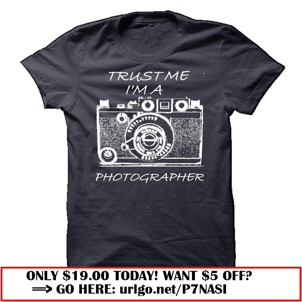 trust me im a photographer