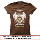 a-woman-work at-applebees