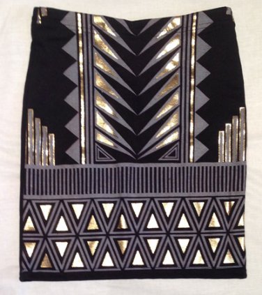 Boohoo Aztec Foil Mini Skirt - Size UK 6, black and gold.