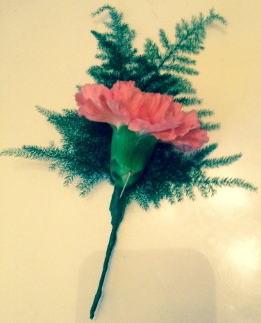 Gents pink carnation