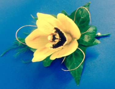 Ladies Orcid corsage