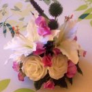 Small Artificial all round table posy.