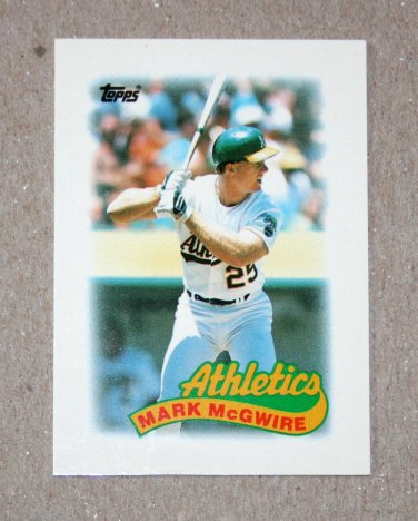 1989 TOPPS BASEBALL "Major League Leaders" - Mark McGwire (#70) Glossy