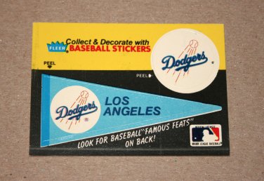 1986 FLEER BASEBALL - Los Angeles Dodgers Team Logo & Pennant Sticker Card