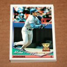 1994 TOPPS BASEBALL - Los Angeles Dodgers Team Set (Series 1 & 2)