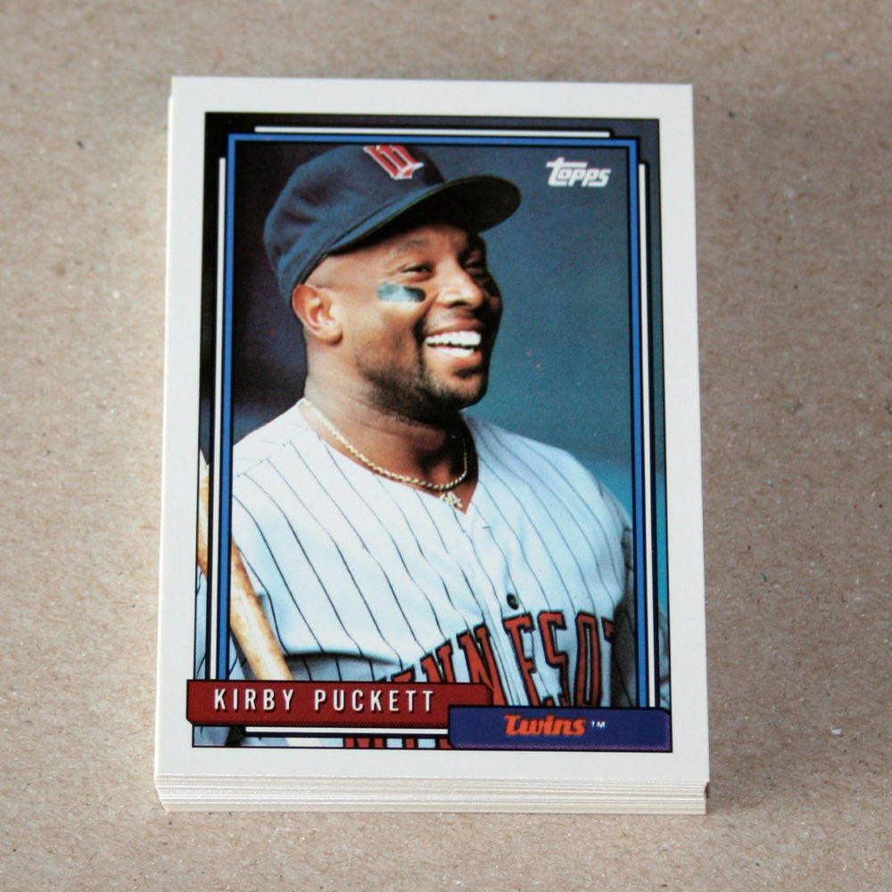 1992 TOPPS BASEBALL - Minnesota Twins Team Set + Traded Series