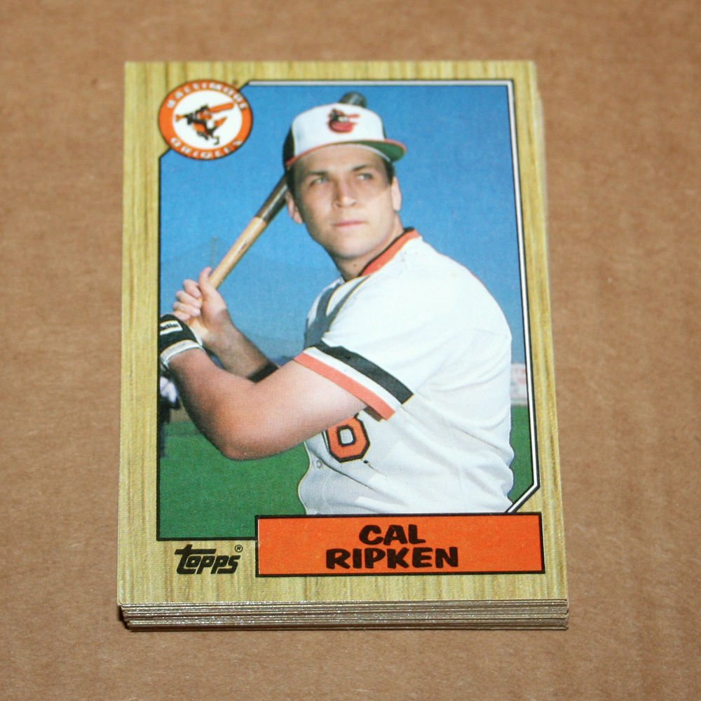1987 TOPPS BASEBALL - Baltimore Orioles Team Set + Traded Series