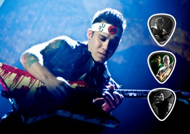Atreyu Licensed Live Performance Guitar Picks Set Display