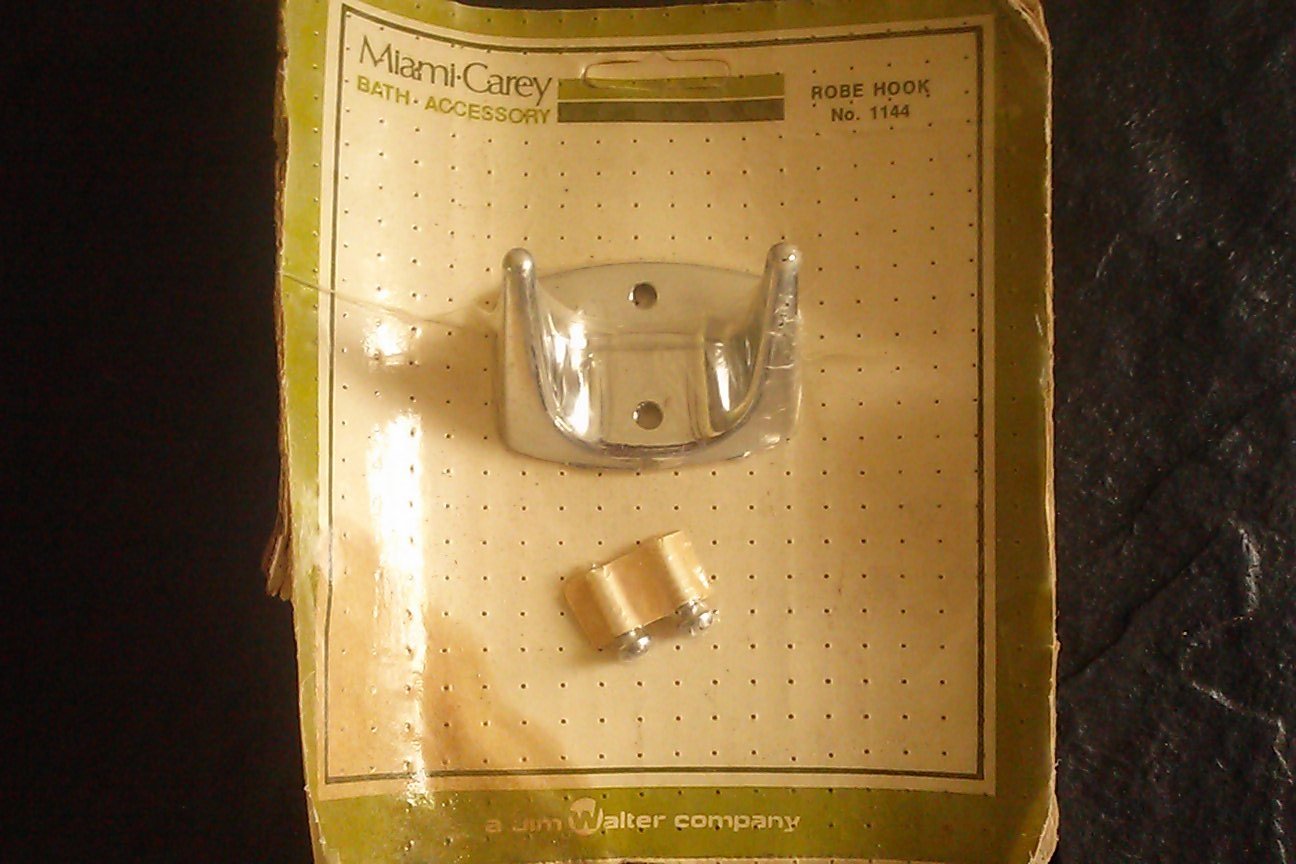 Miami Carey Bath Accessory Robe Hook 1144 Jim Walter New Sealed Chrome