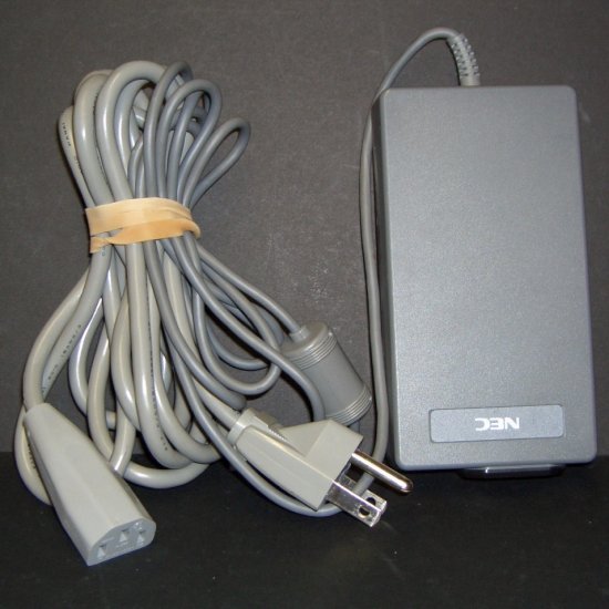 NEC AC ADAPTER INPUT 100v-240v OUTPUT DC19V 1.0A P/N OP-520-1201 Versa S Series