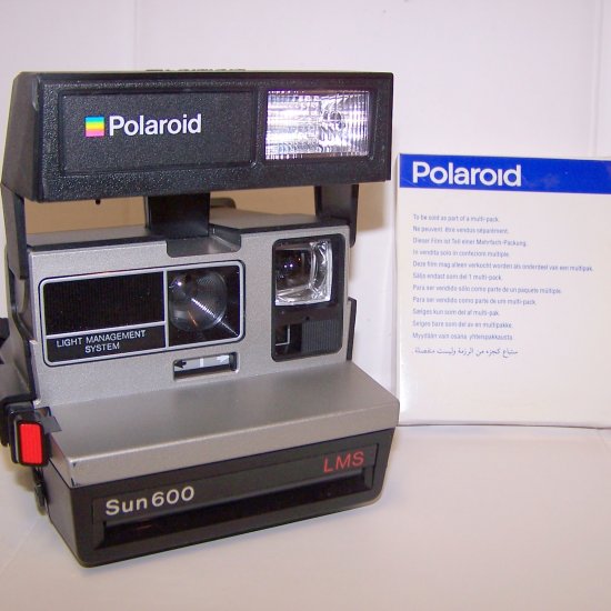 Polaroid 600 Sun LMS Instant Camera with Film