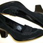 Via Spiga ($225,Black,Suede,8.5,1/2,Pumps,Shoes)