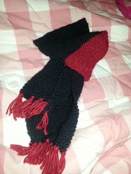 Black And Red Winter Knit Scarf