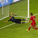 WC 0157 - 8 X 6 Photo - Football - FIFA World Cup 2014 - Spain V Chile - Sergio Busquets Misses