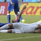 353 -  8 X 6 Photo - Football - FIFA World Cup 2014 - Chellini & Suarez
