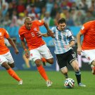 622 - 8 X 6 Photo - Footbal - FIFA World Cup - Argentina V Holland Lionel Messi