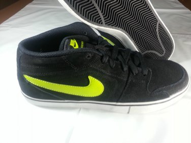 Nike Ruckus Mid LR 508265-030 Black Suede Green Canvas Skateboarding Shoes Men