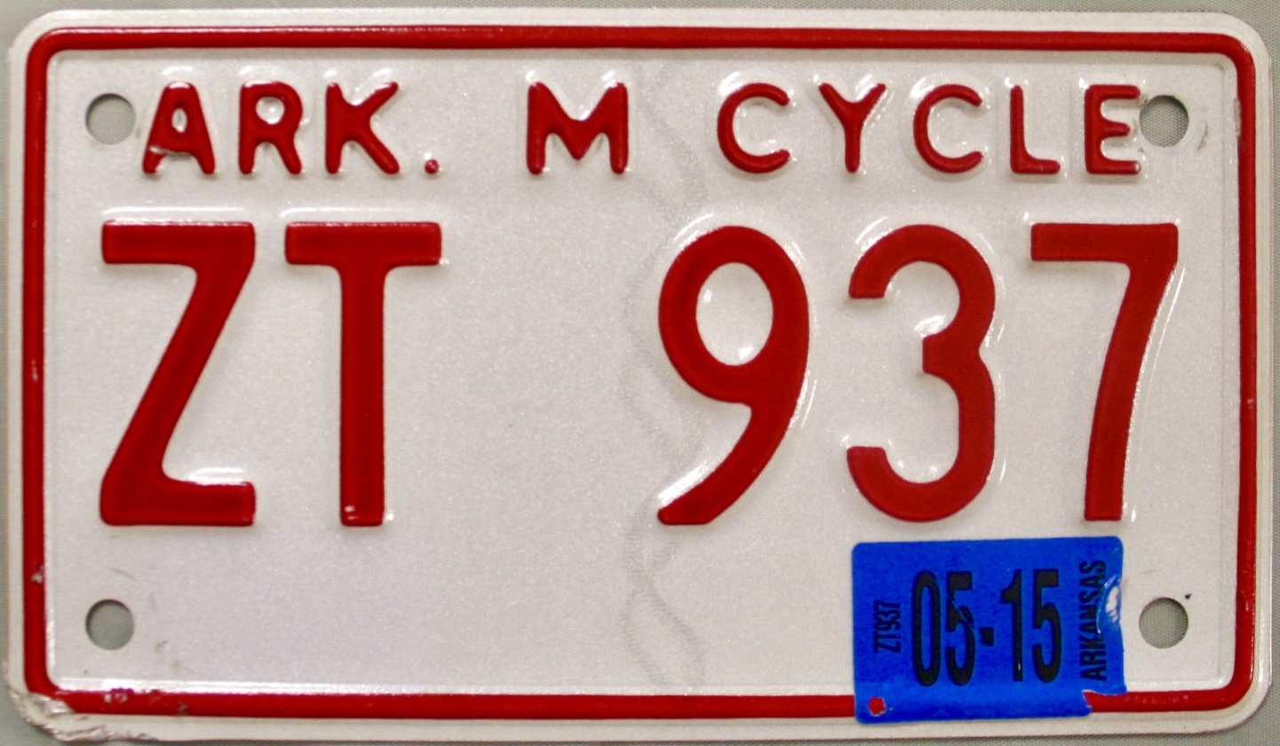 2015 Arkansas Motorcycle License Plate (ZT 937)