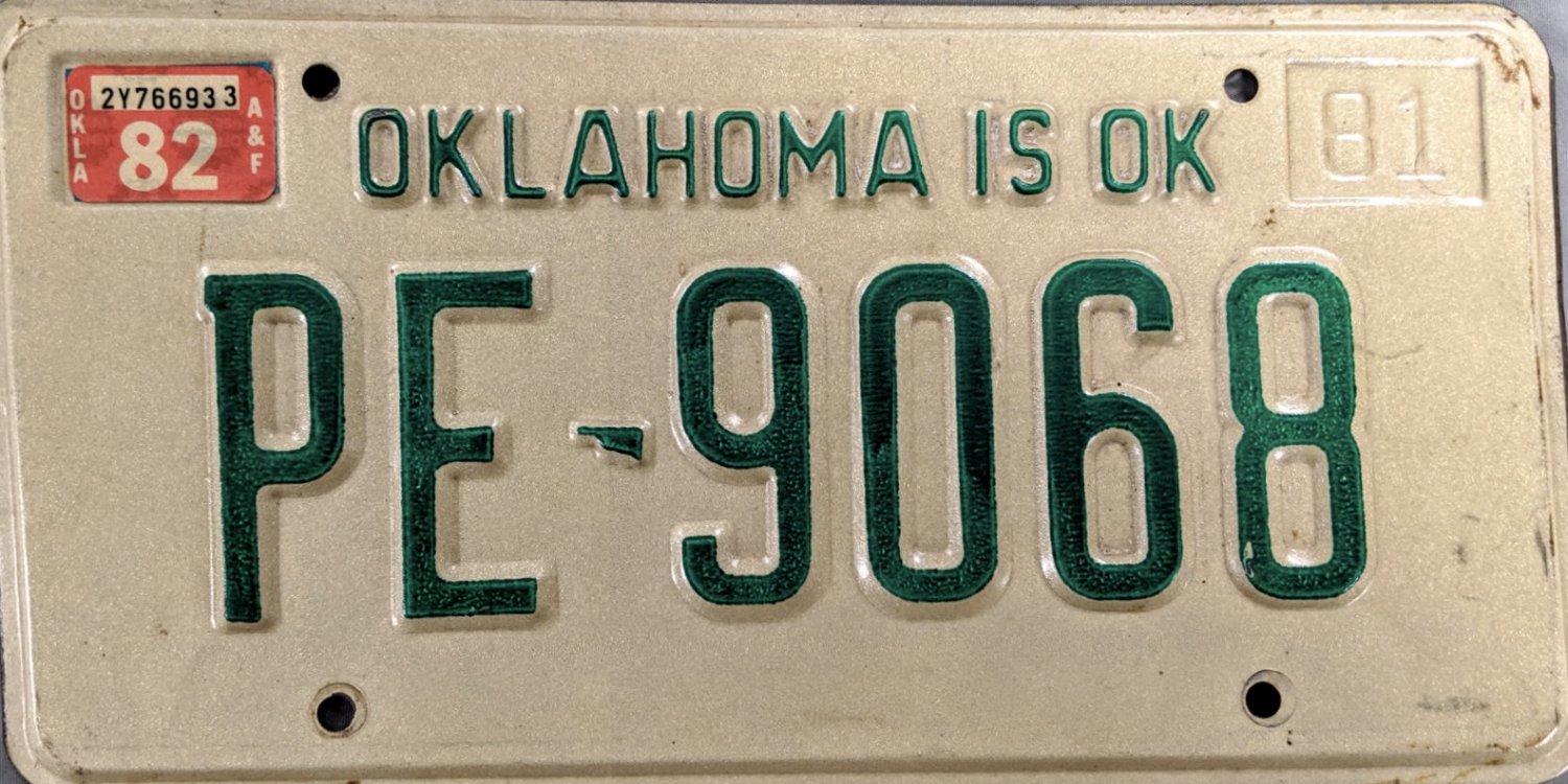 1982 Oklahoma License Plate (PE 9068)