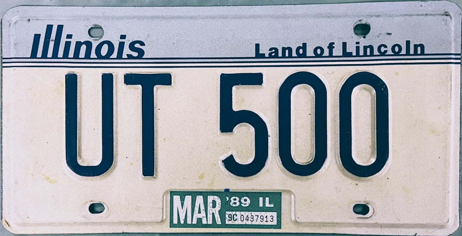 1989 Illinois Vanity License Plate (UT 500)
