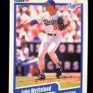JOHN WETTELAND - 1990 FLEER Baseball - Card #411 - LOS ANGELES DODGERS