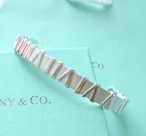Beautiful Sterling new style Rome bracelet bangle