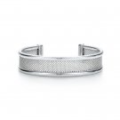 Beautiful Sterling gridding bracelet bangle