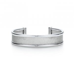 Beautiful Sterling gridding bracelet bangle