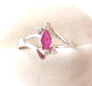 100% natural red ruby and sterling silver ring