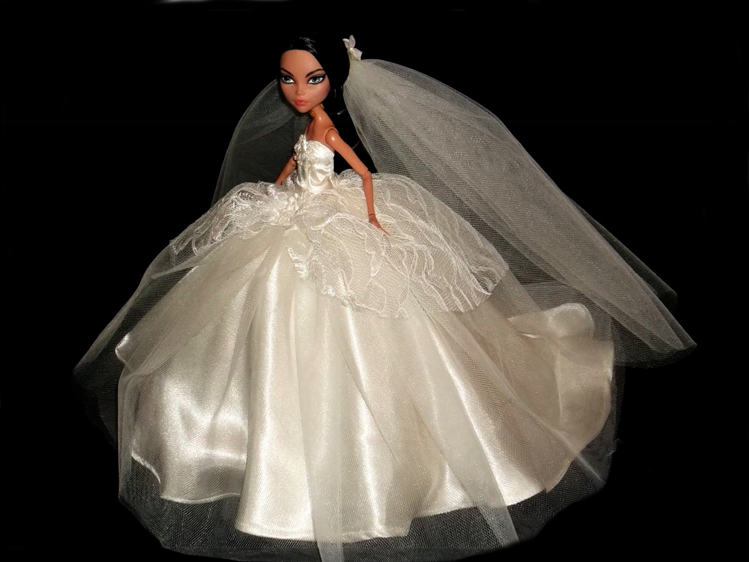 Ivory Wedding Dress for Monster High Doll