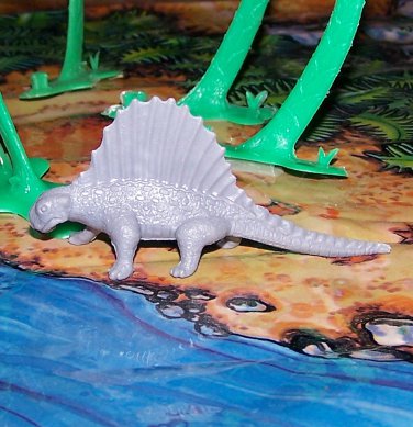 Multiple Plastics Corporation (MPC) Post-1970s Recast Dimetrodon Gray; Prehistoric Reptile