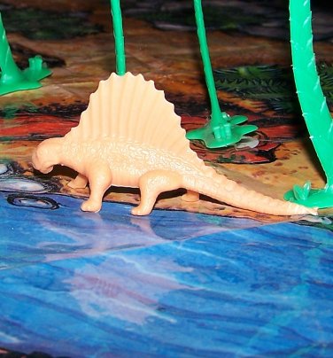 Multiple Plastics Corporation (MPC) Post-1970s Recast Dimetrodon Light Tan; Prehistoric Reptile