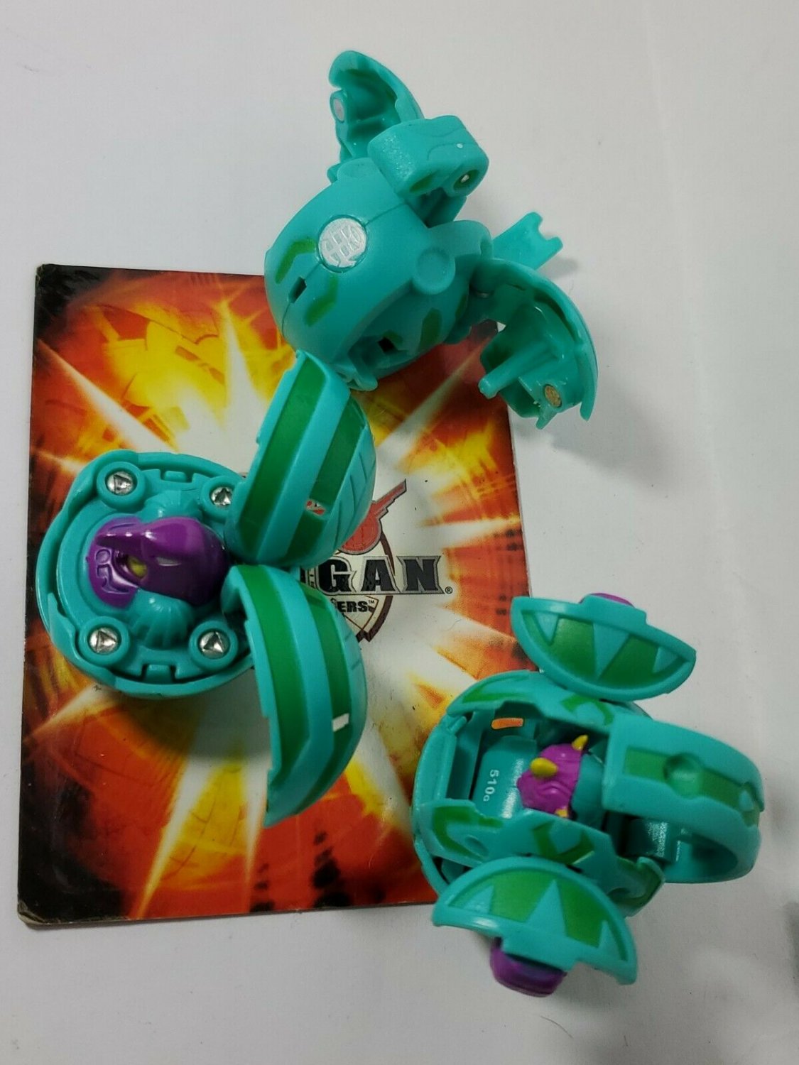 bakugan ventus b2 lot of 3 ravenoid 600g, brontes 500g, warius 510g