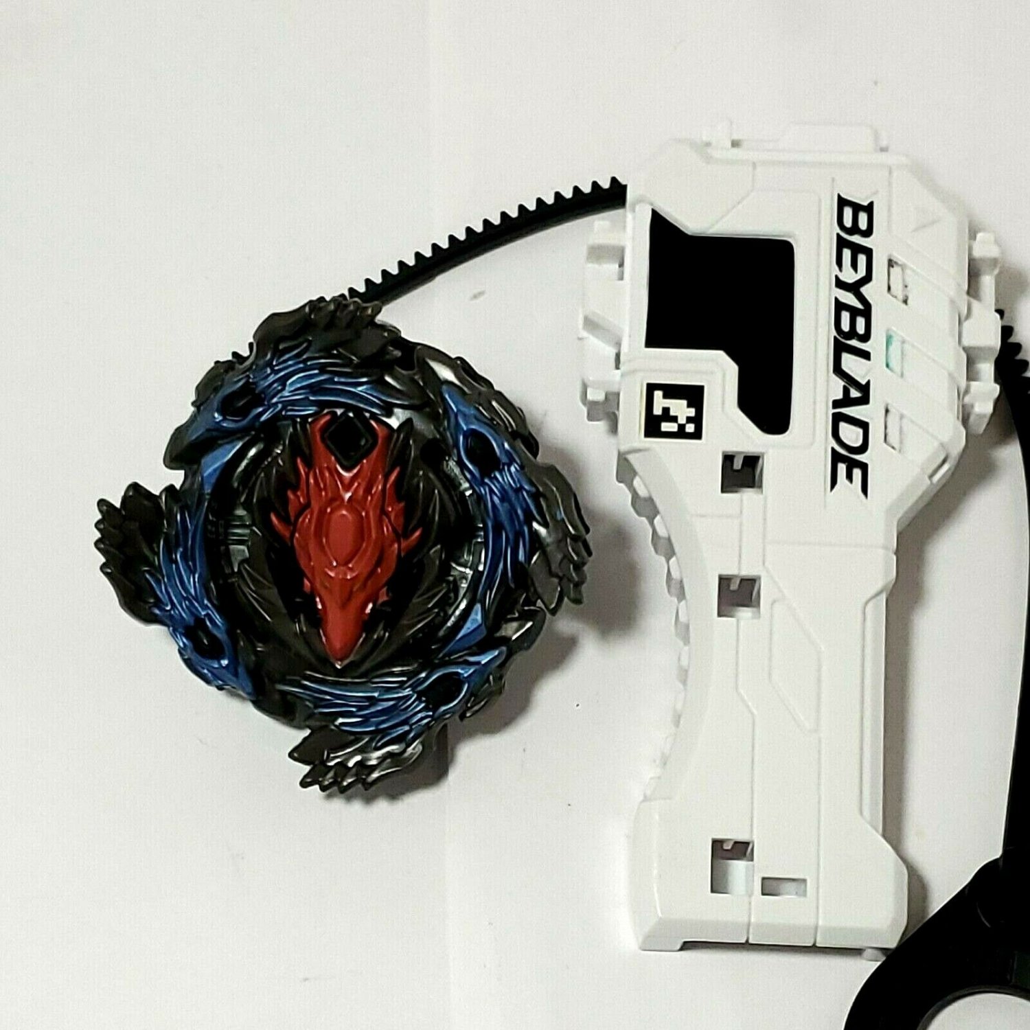 Beyblade Burst B-118 08: Bloody Longinus 8Vortex Defense B118 Takara Tomy