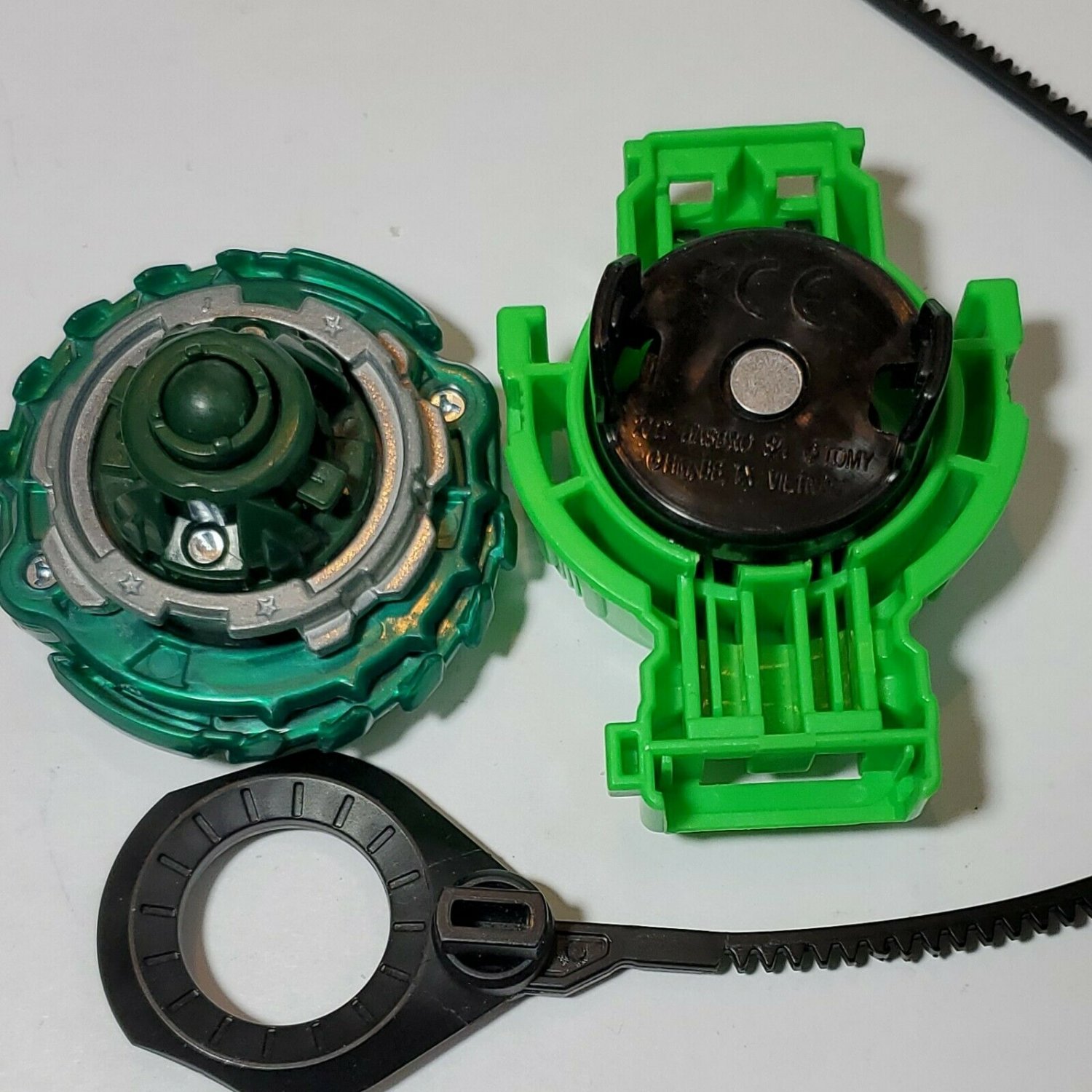 Beyblade Kerbeus K4 Burst TURBO Hasbro Sling Shock Hazard and launcher