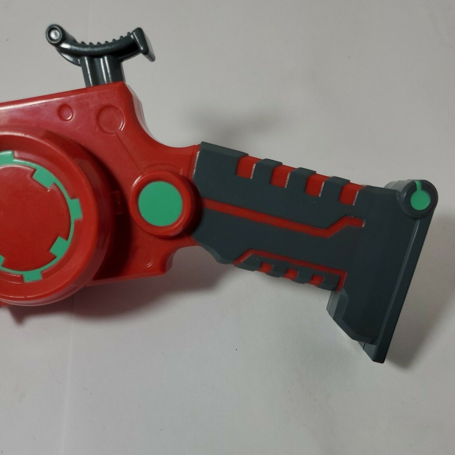Beyblade Metal Fusion Grip Launcher wind up Hasbro Red 2010 tested