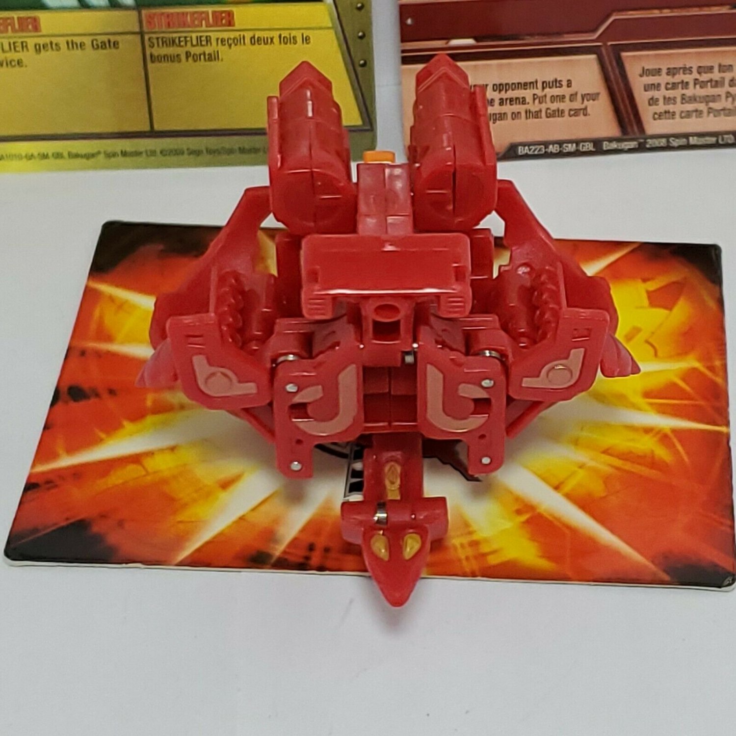 Bakugan Strikeflier Red Pyrus 750G & Twin Destructor Battle Gear 100G ...