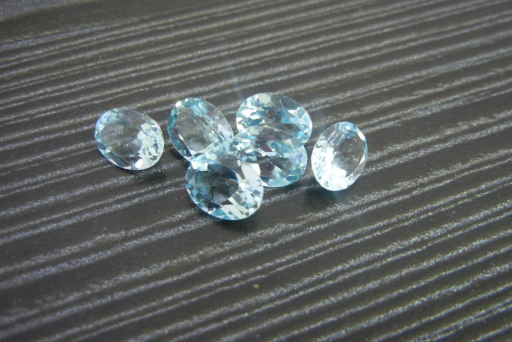 Certified Natural Sky Blue Topaz AAA Quality 4x3 mm Faceted Oval Shape 25 pcs Lot Loose Gemstone