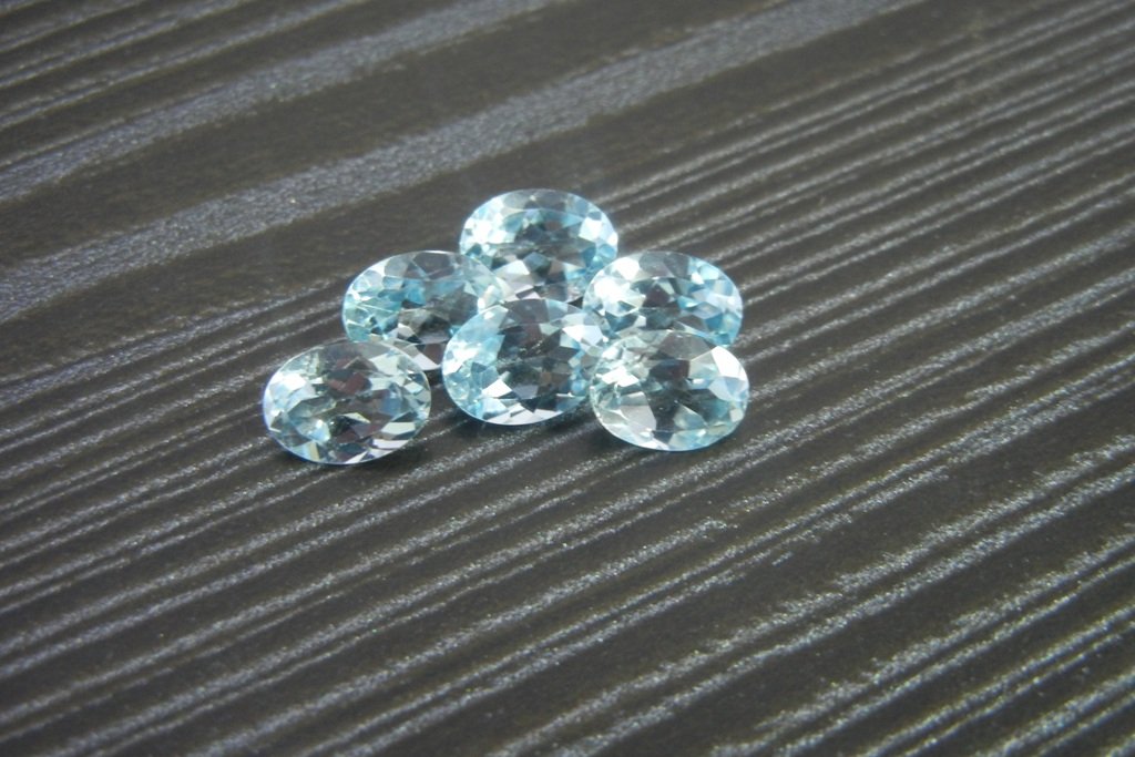 Certified  Natural Sky Blue Topaz AAA Quality 8x6 mm Faceted Oval Shape 25 pcs Lot Loose Gemstone