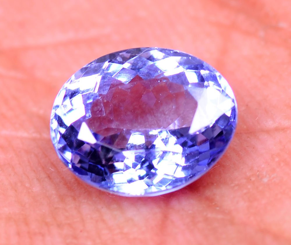 Natural Dazzling Violet Blue Tanzanite Oval Shape 3.01 Ct With Certified HG 9000