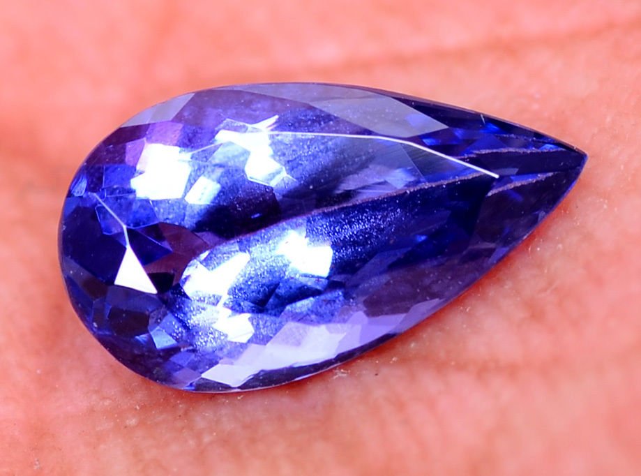 Awesome Pendent Natural Violet Blue Tanzanite 1.62 Ct Pear Cut Certified HG 8991