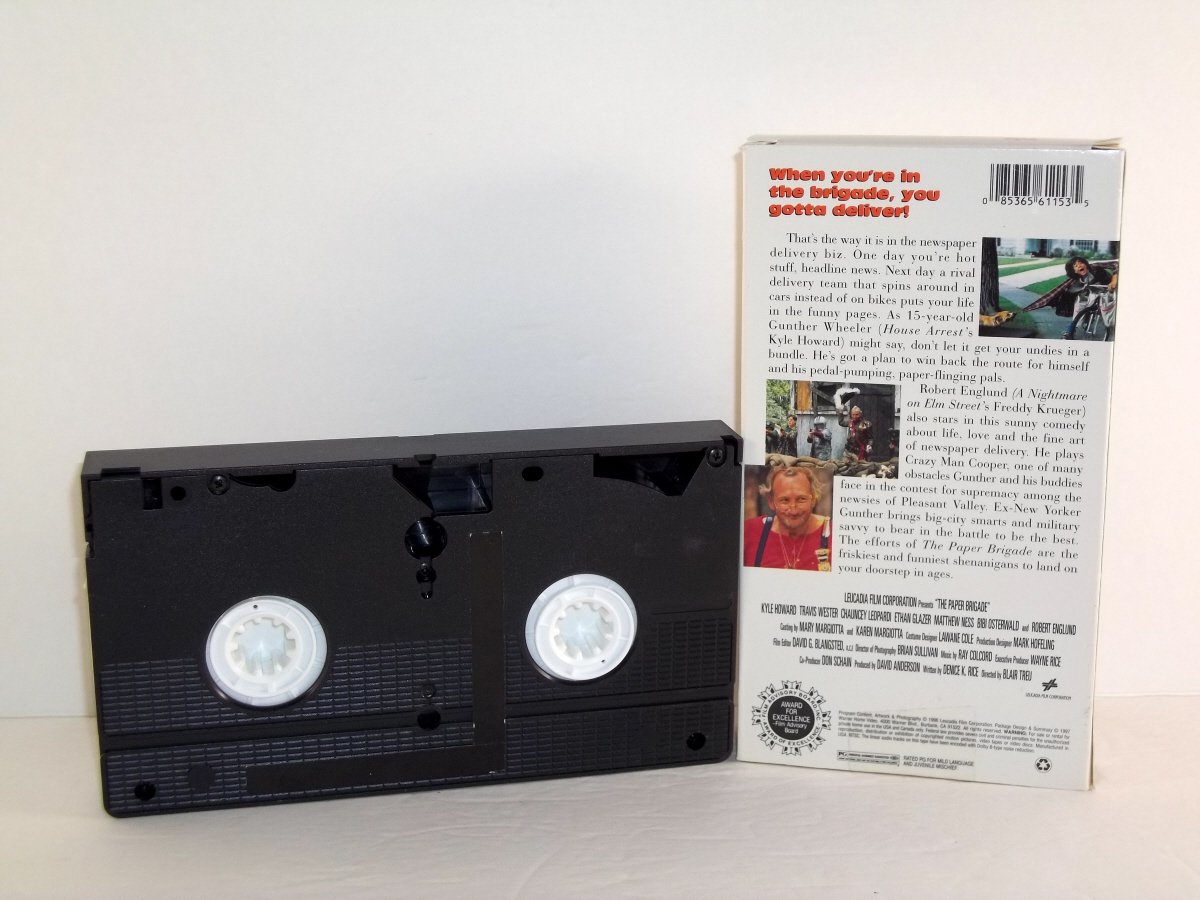 THE PAPER BRIGADE with Kyle Howard & Robert Englund 1997 (VHS) VG