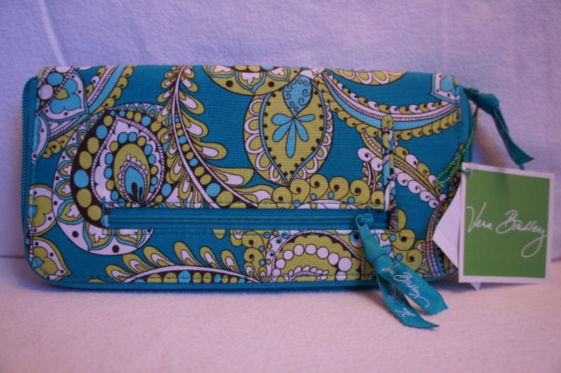 Vera Bradley Travel Organizer Peacock Retired NWT wallet document holder