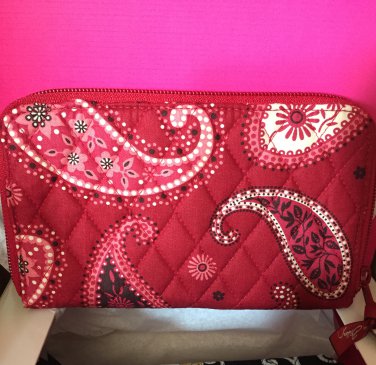 Vera Bradley Zip Around Wallet Mesa Red  clutch organizer