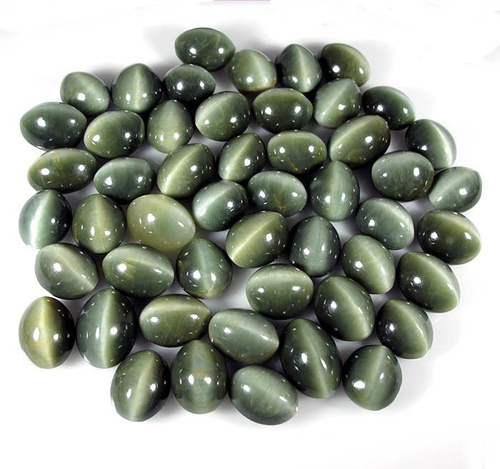 Certified  NATURAL CATS EYE GEMSTONE CABOCHON WHOLESALE LOT 50 Pcs
